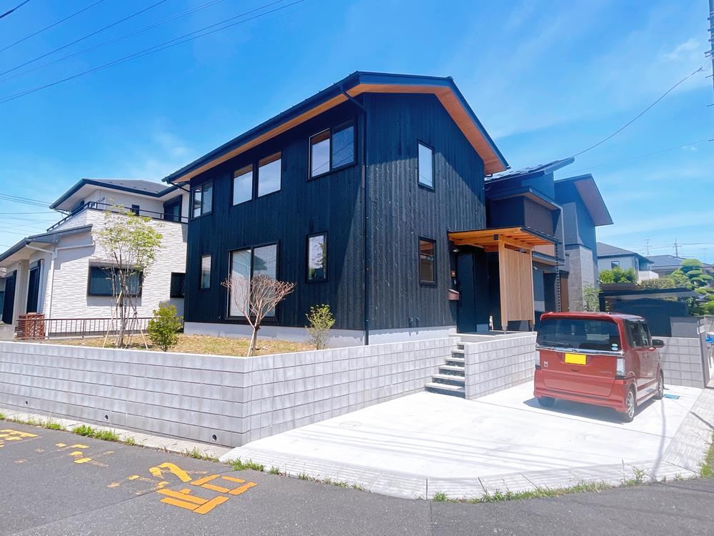 3LDK house in Nagareyama, Chiba - Photo 1