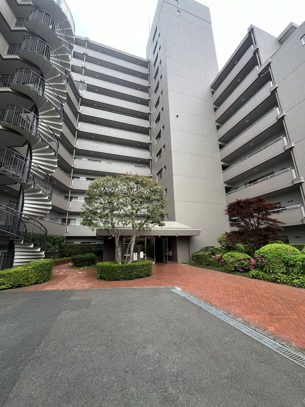 2LDK apartment in Setagaya Ward, Tokyo - Photo 1
