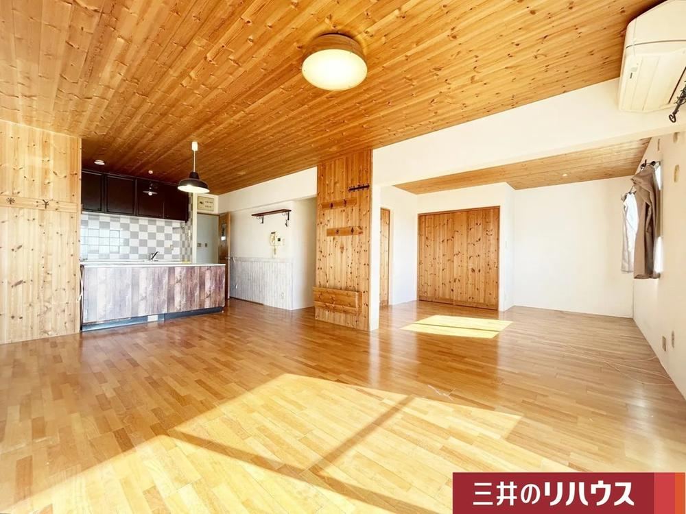 3LDK apartment in Takatsuki, Osaka - Photo 1