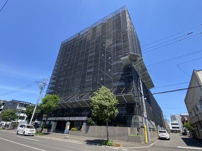 3LDK+S apartment in Chuo Ward, Sapporo, Hokkaido - Photo 1