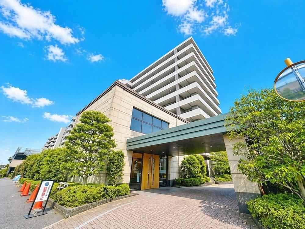 3LDK apartment in Ichikawa, Chiba - Photo 1