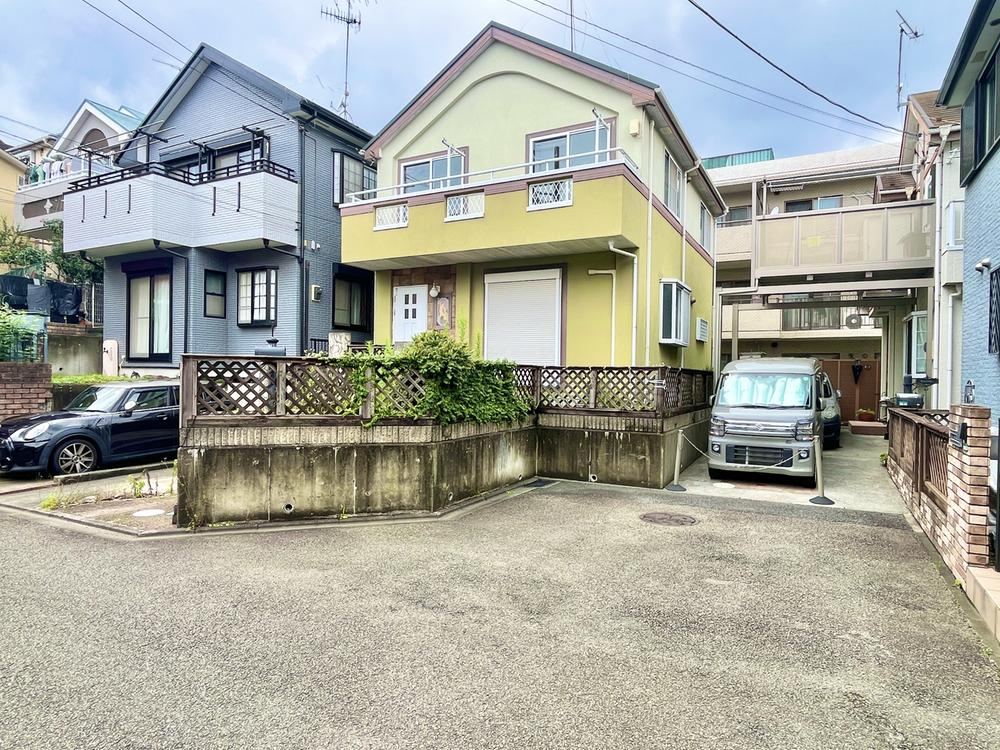 4LDK house in Zama, Kanagawa - Photo 1
