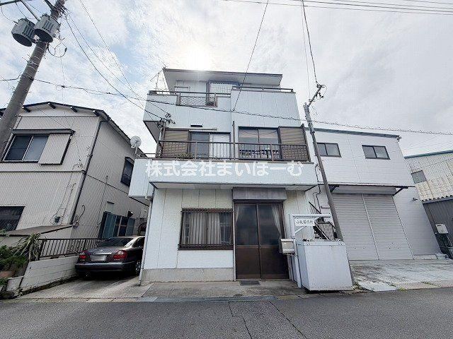 4LDK+S house in Misato, Saitama - Photo 1