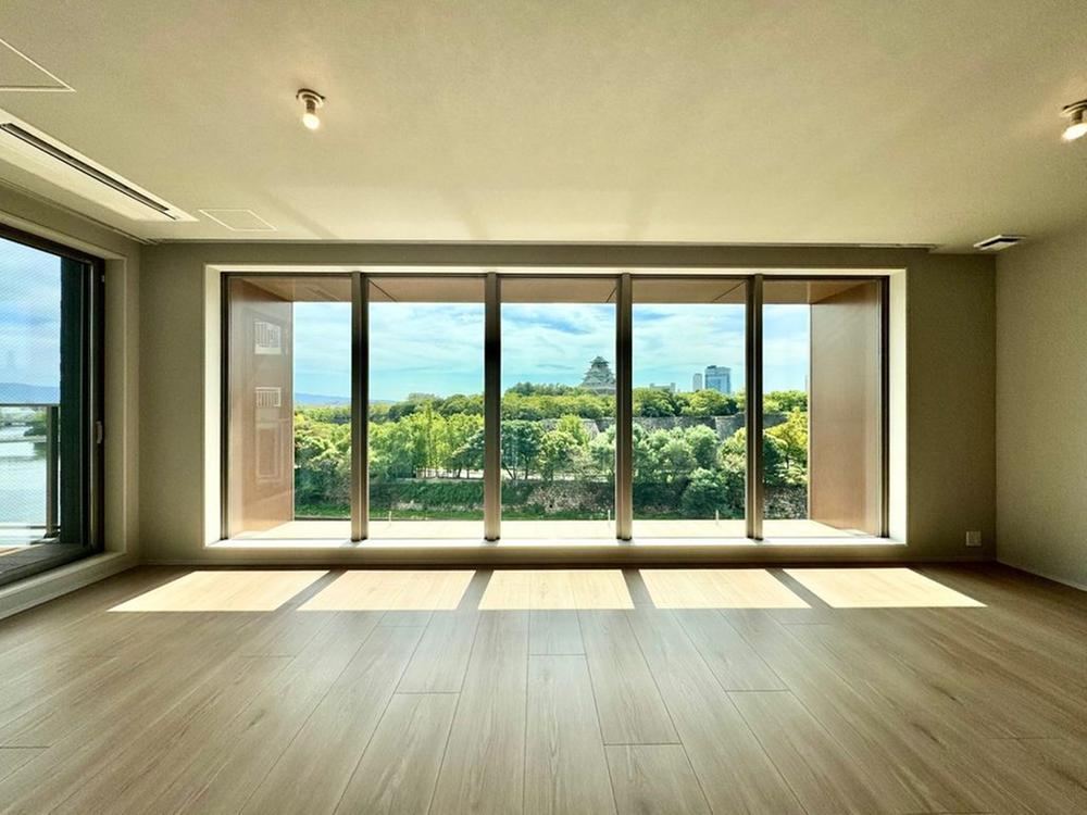 3LDK apartment in Miyakojima Ward, Osaka - Photo 1
