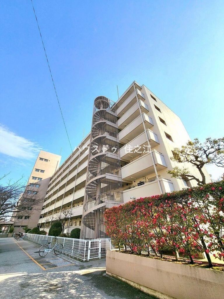 3LDK apartment in Suminoe Ward, Osaka - Photo 1