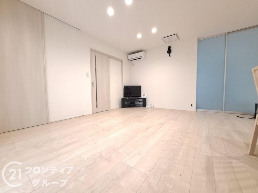 3LDK+S house in Oji, Kitakatsuragi District, Nara - Photo 1