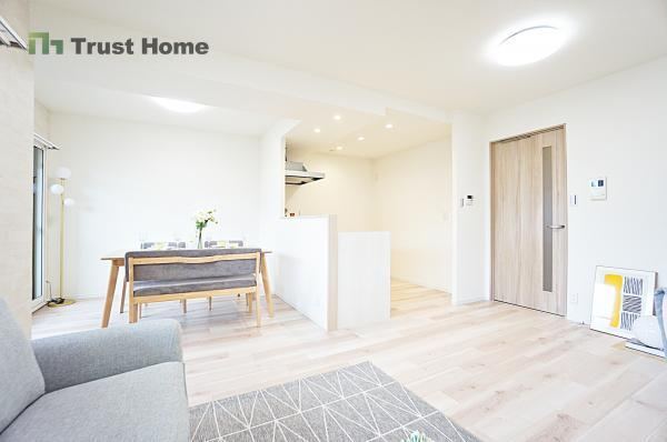 2LDK apartment in Higashinada Ward, Kobe, Hyogo - Photo 1