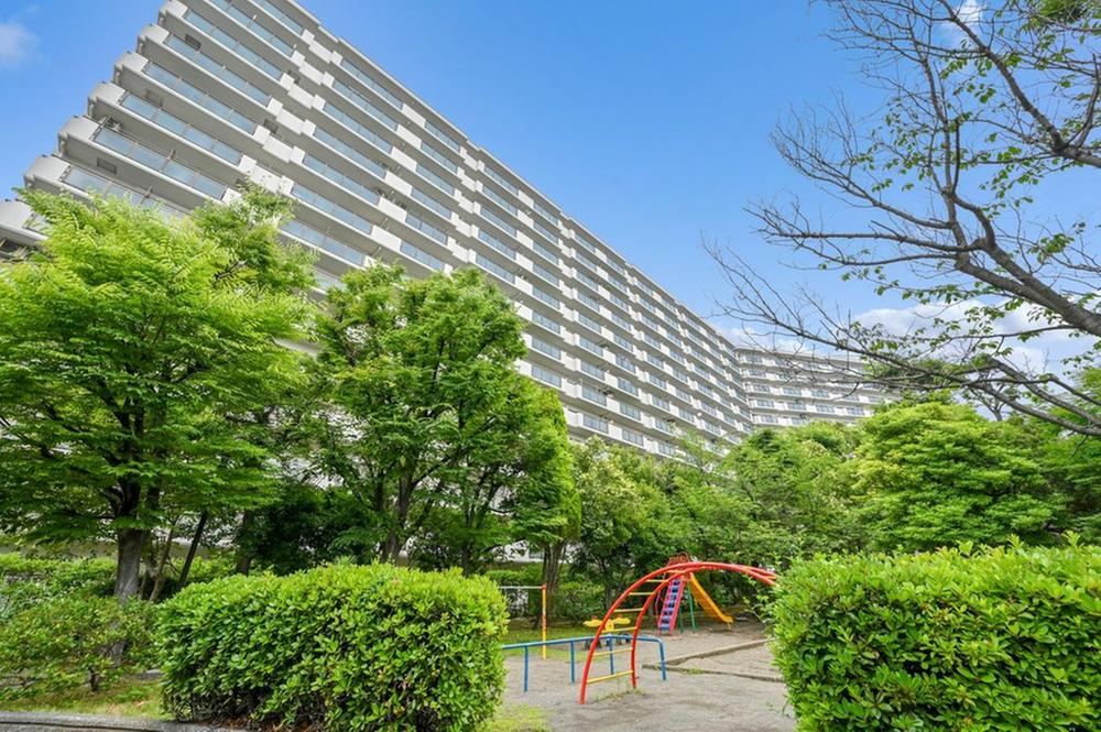 4LDK apartment in Tsurumi Ward, Yokohama, Kanagawa - Photo 1