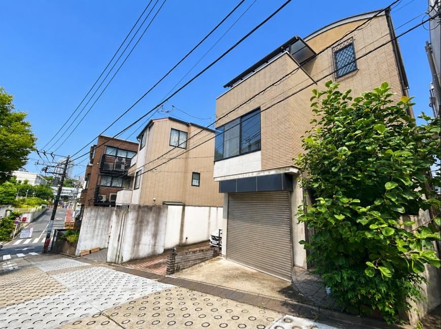 4LDK+S house in Shinagawa Ward, Tokyo - Photo 1