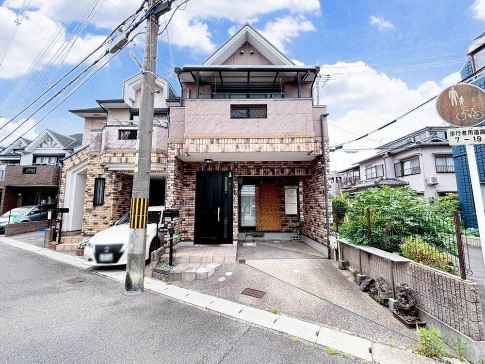 4LDK house in Uji, Kyoto - Photo 1
