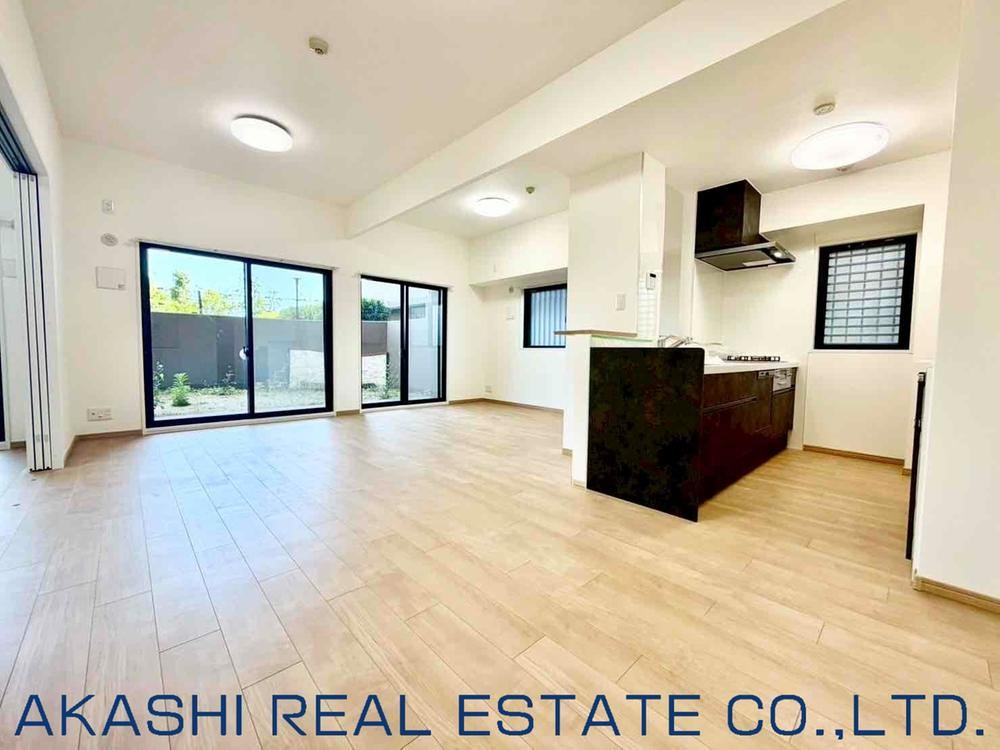 3LDK apartment in Nishi Ward, Kobe, Hyogo - Photo 1