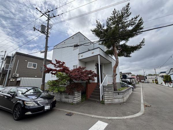 4LDK house in Ebetsu, Hokkaido - Photo 1