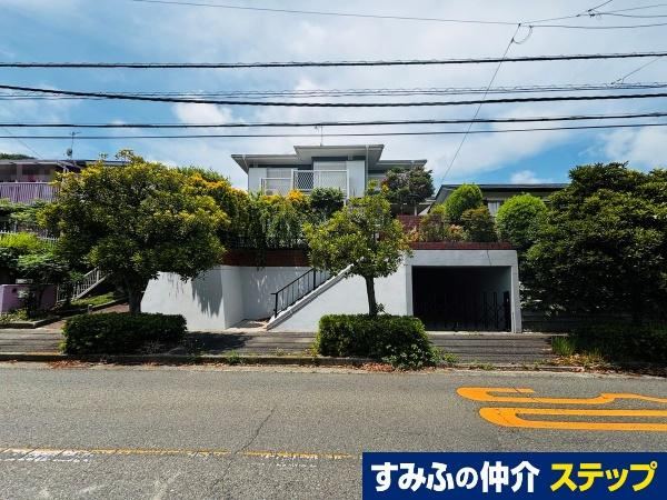 4LDK house in Oiso, Naka District, Kanagawa - Photo 1