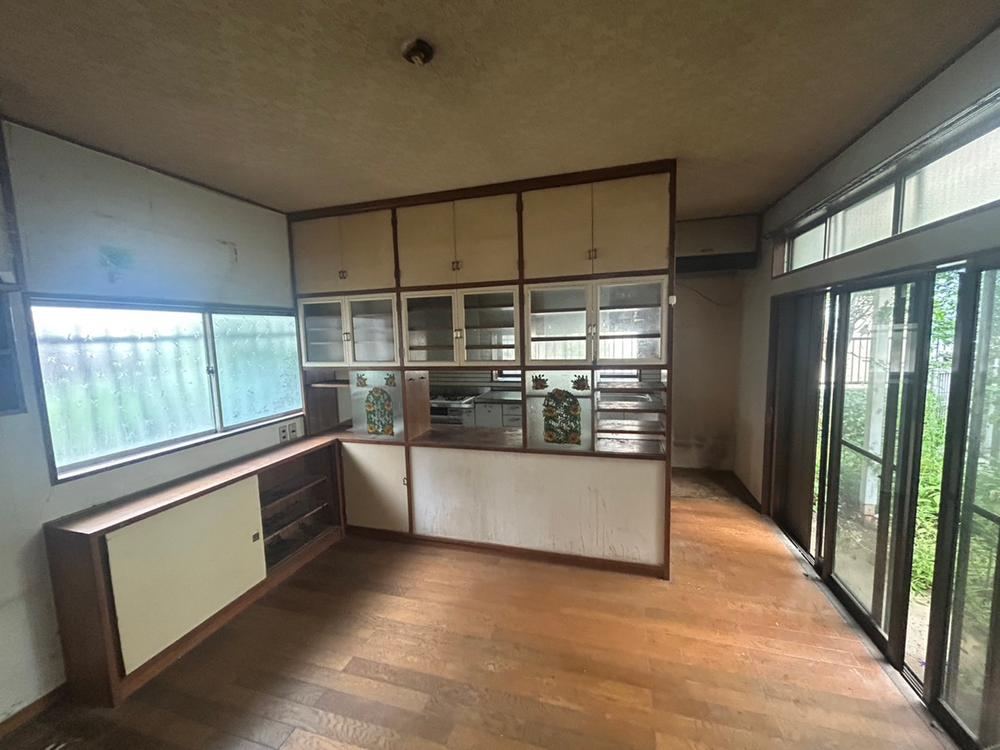 3LDK house in Zushi, Kanagawa - Photo 1