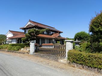 8LDK+S house in Miyoshi