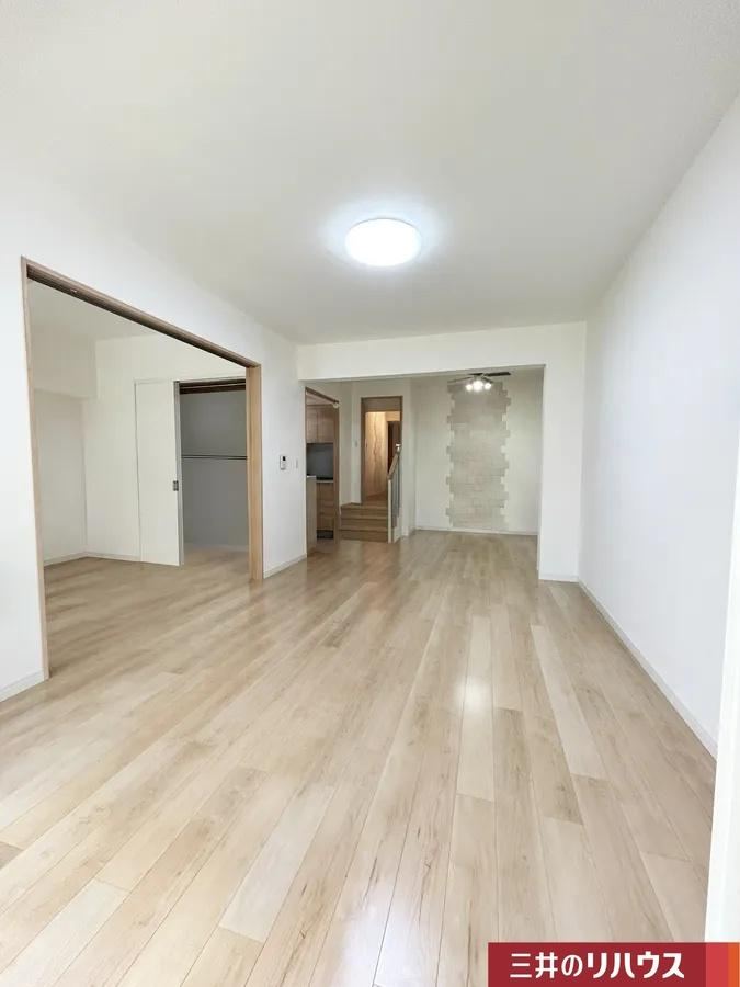 3LDK apartment in Miyakojima Ward, Osaka - Photo 1