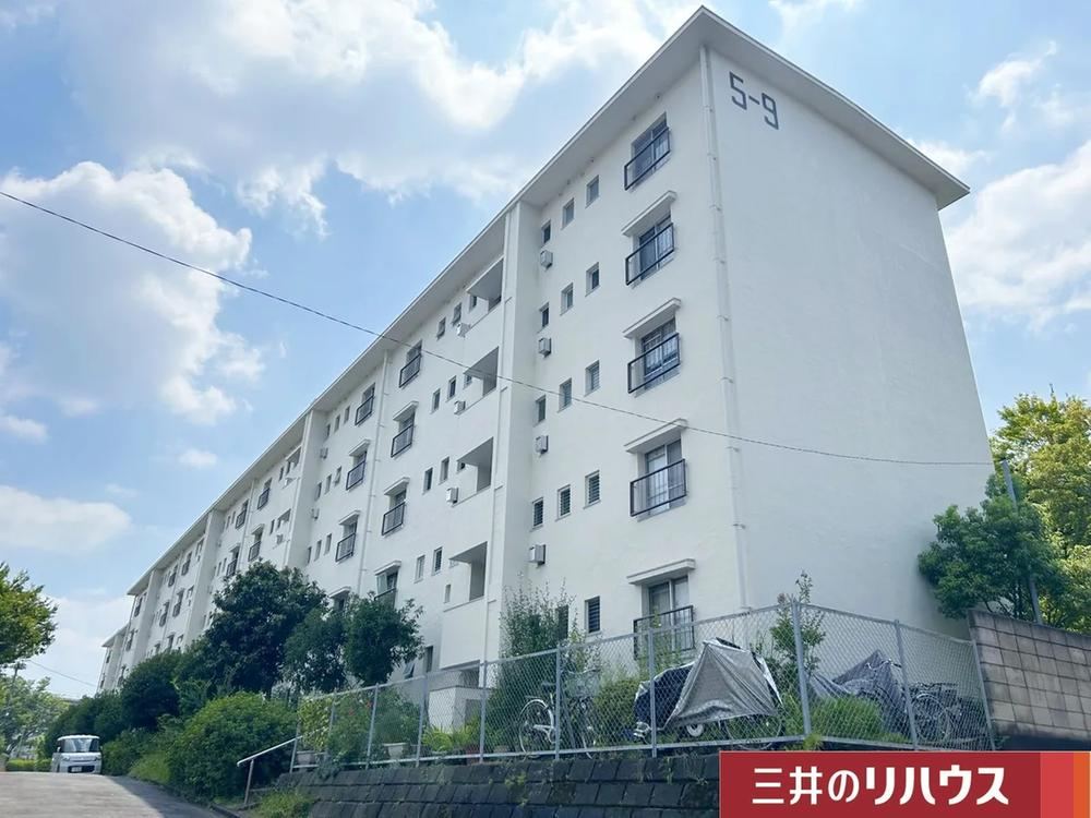 2DK apartment in Aoba Ward, Yokohama, Kanagawa - Photo 1