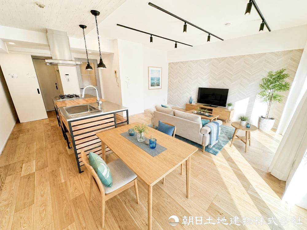 2LDK apartment in Fujisawa, Kanagawa - Photo 1