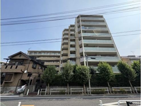 3LDK apartment in Itabashi Ward, Tokyo - Photo 1