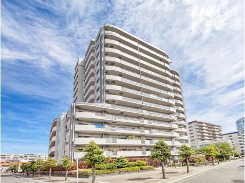 2LDK apartment in Shinagawa Ward, Tokyo - Photo 1