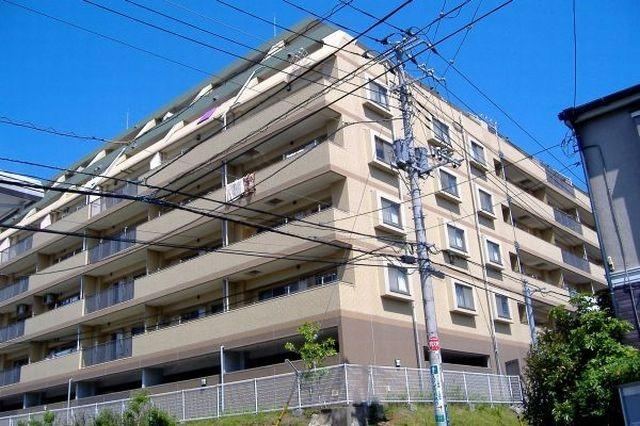 3LDK apartment in Yokosuka, Kanagawa - Photo 1