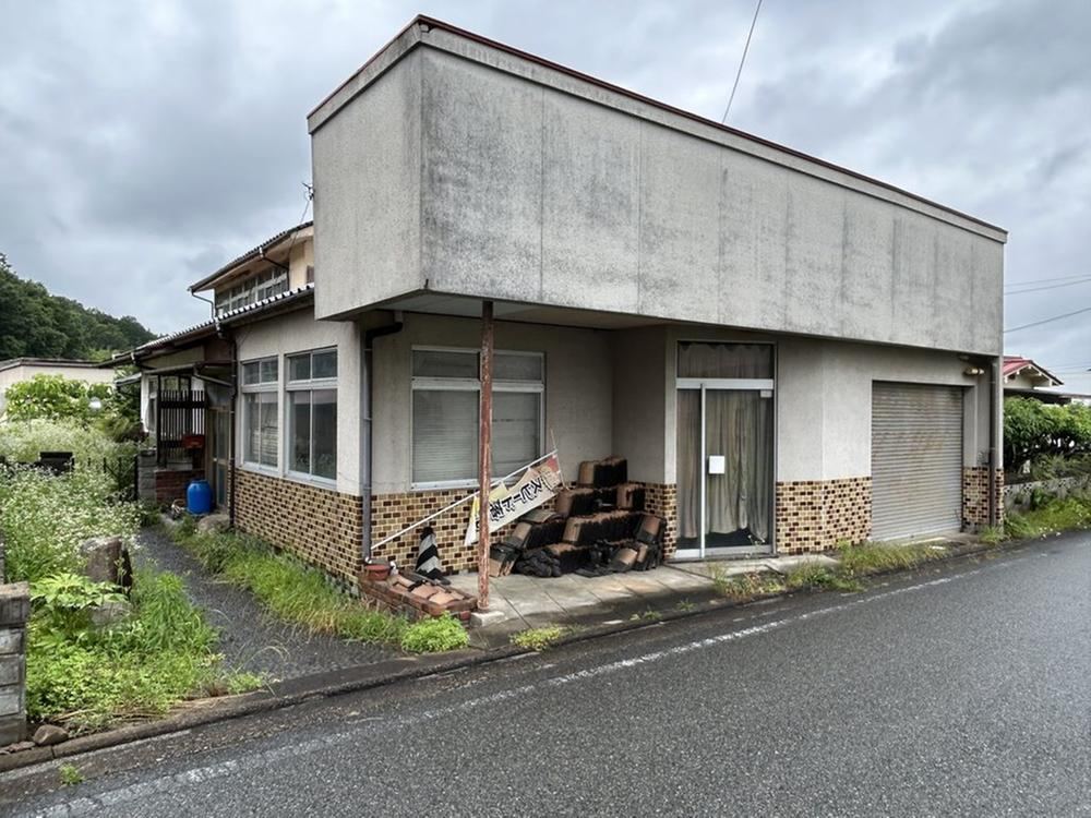 6DK+S house in Miyoshi, Hiroshima - Photo 1
