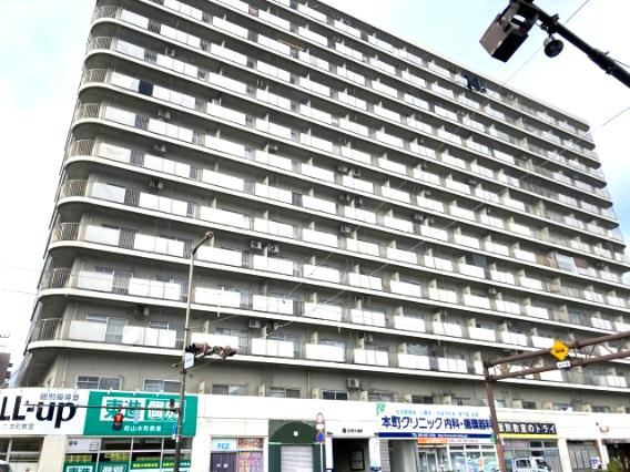studio apartment in Matsuyama, Ehime - Photo 1