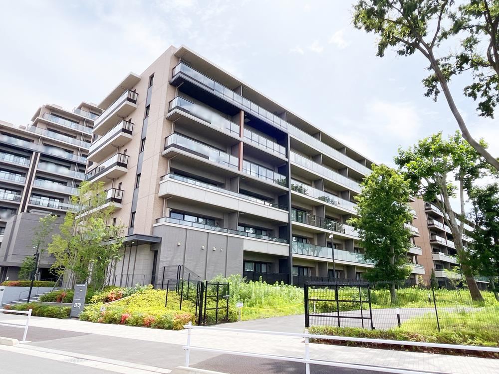 3LDK apartment in Chofu, Tokyo - Photo 1
