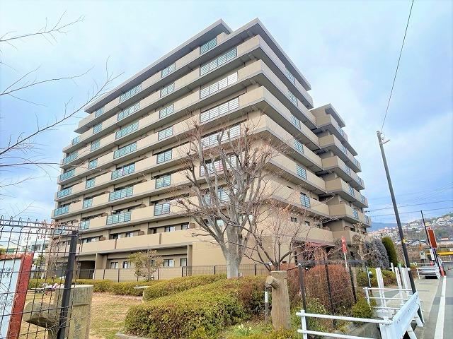2LDK+S apartment in Takarazuka, Hyogo - Photo 1