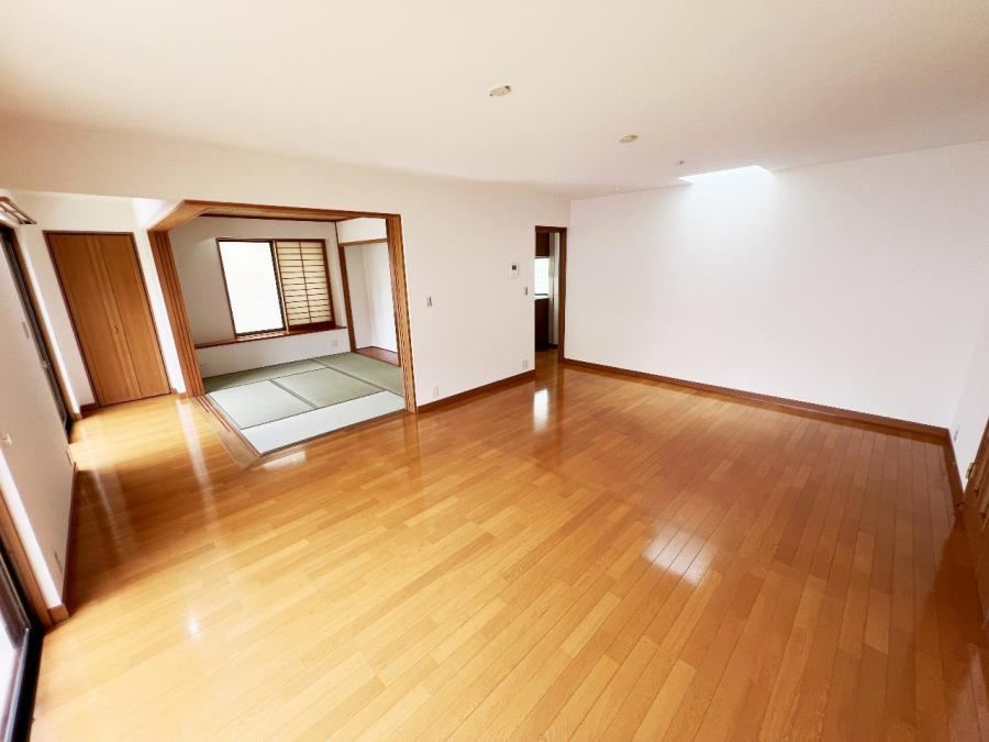 4LDK house in Ninomiya, Naka District, Kanagawa - Photo 1