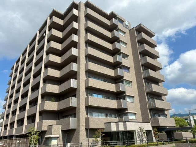 2LDK apartment in Kochi, Kochi - Photo 1
