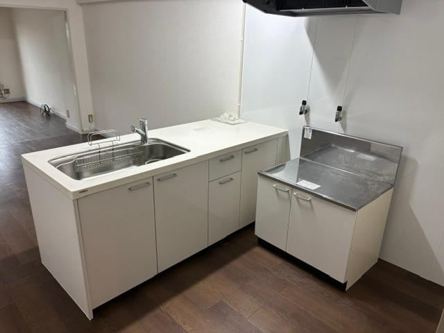 3LDK apartment in Tobata Ward, Kitakyushu, Fukuoka - Photo 1