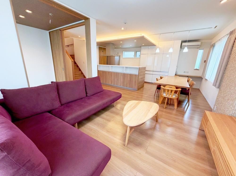 5LDK house in Ashiya, Hyogo - Photo 1