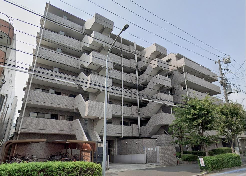 2LDK apartment in Tsurumi Ward, Yokohama, Kanagawa - Photo 1