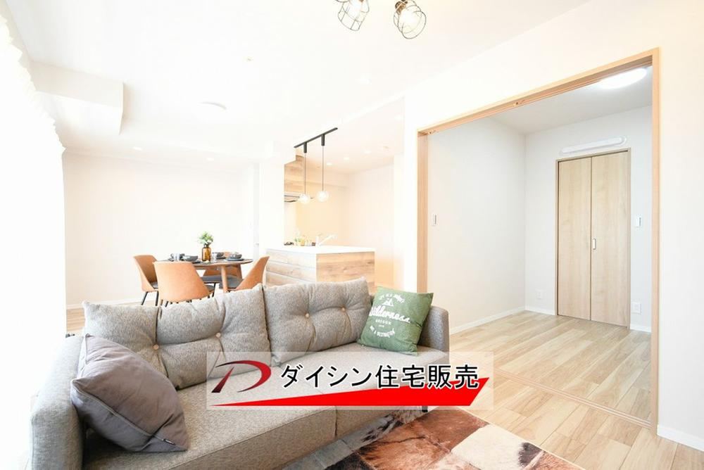 3LDK+S apartment in Asaminami Ward, Hiroshima - Photo 1