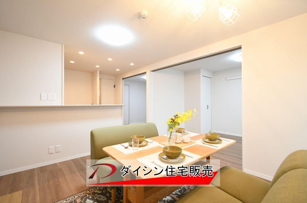 3LDK apartment in Naka Ward, Hiroshima - Photo 1