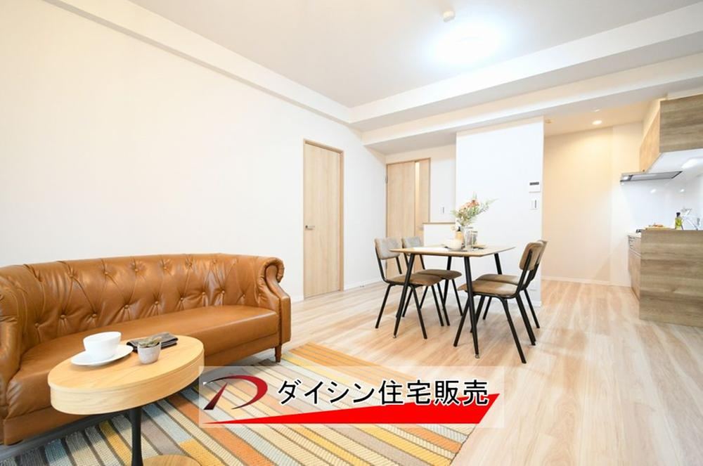 2LDK+S apartment in Naka Ward, Hiroshima - Photo 1