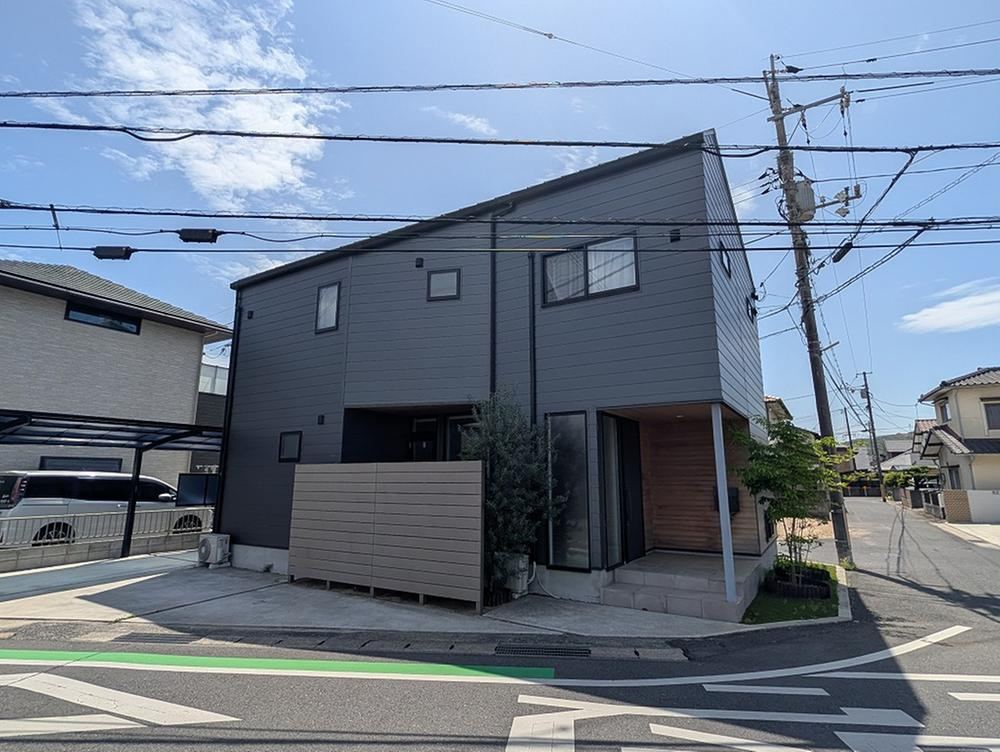 5LDK house in Naka Ward, Okayama - Photo 1