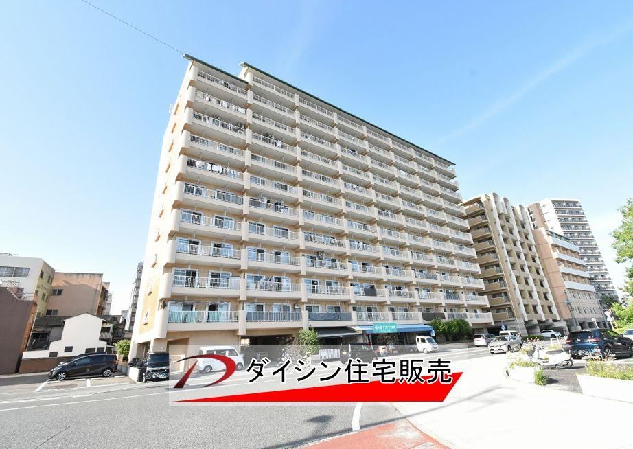 3LDK apartment in Minami Ward, Hiroshima - Photo 1