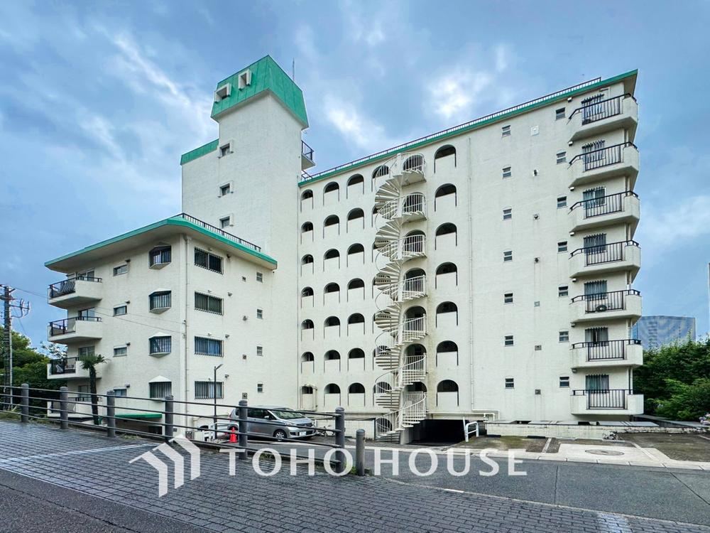 2LDK apartment in Kanagawa Ward, Yokohama, Kanagawa - Photo 1