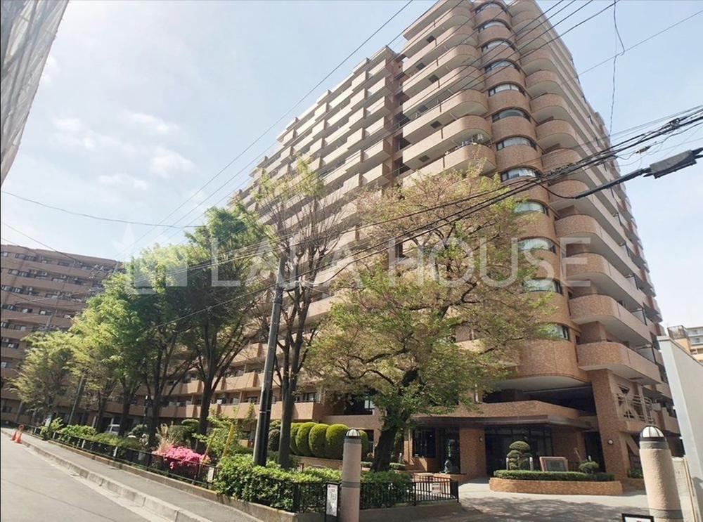 3LDK apartment in Omiya Ward, Saitama - Photo 1