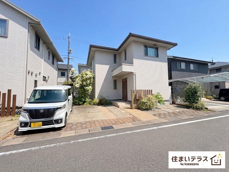 4LDK house in Kurashiki, Okayama - Photo 1