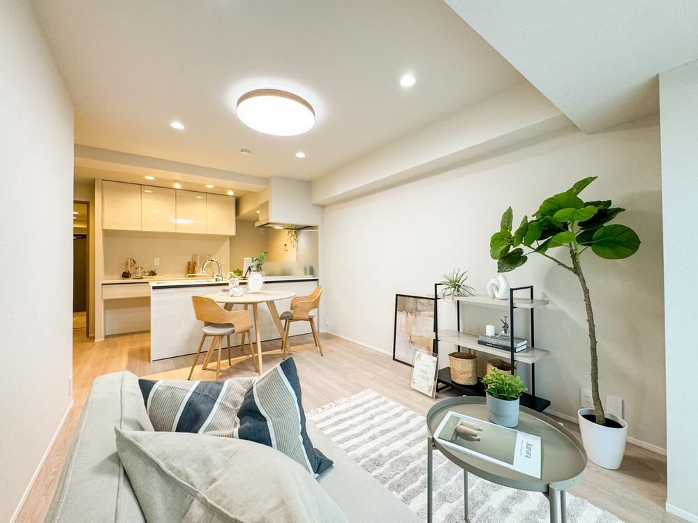 2LDK apartment in Chuo Ward, Tokyo - Photo 1