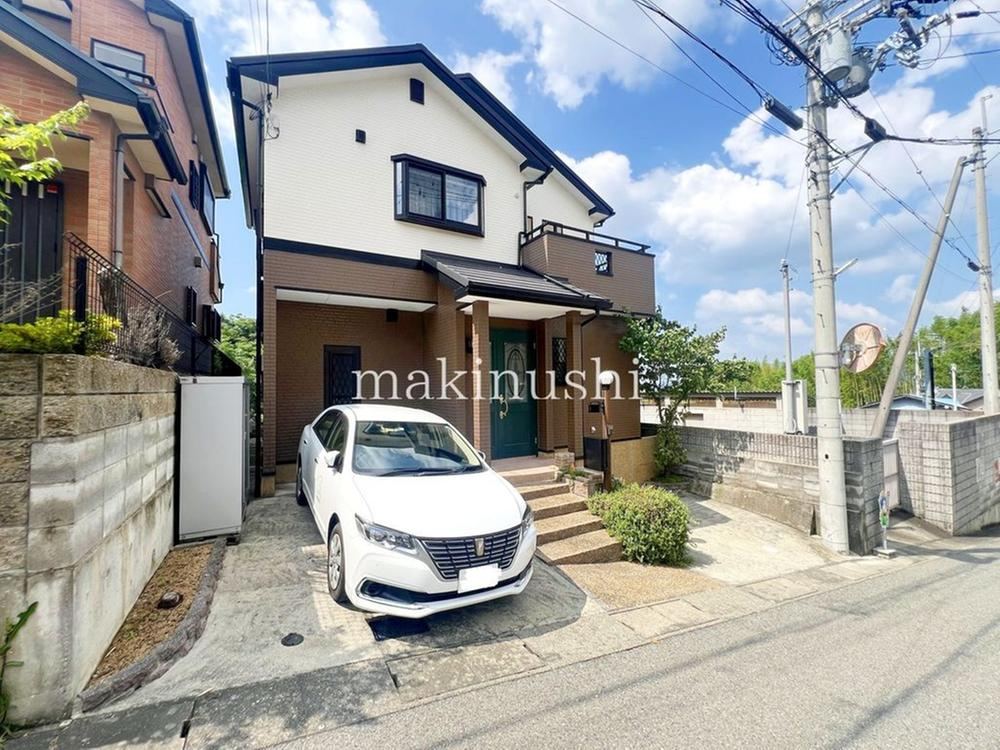 4LDK house in Chihayaakasaka, Minamikawachi District, Osaka - Photo 1