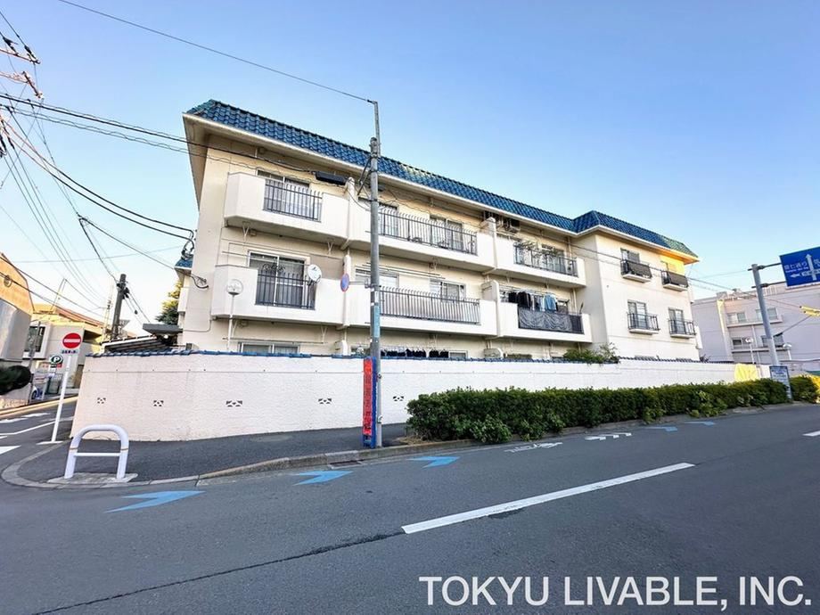 2LDK apartment in Setagaya Ward, Tokyo - Photo 1