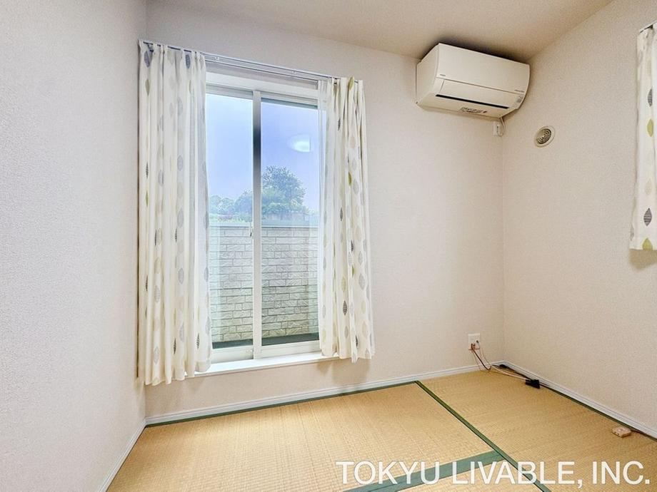 4LDK house in Totsuka Ward, Yokohama, Kanagawa - Photo 1