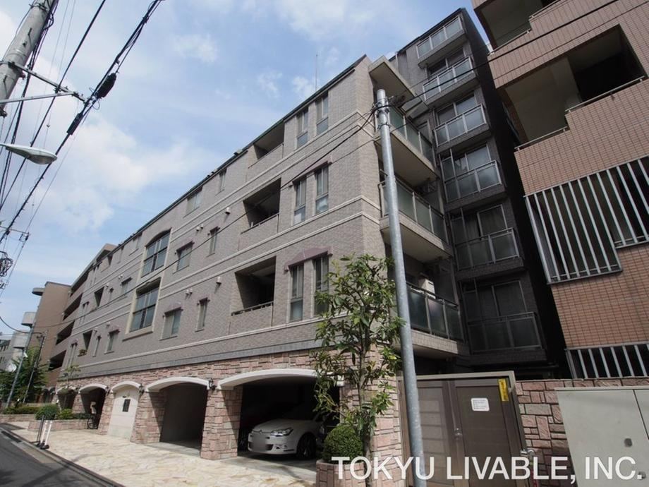 3LDK apartment in Toshima Ward, Tokyo - Photo 1