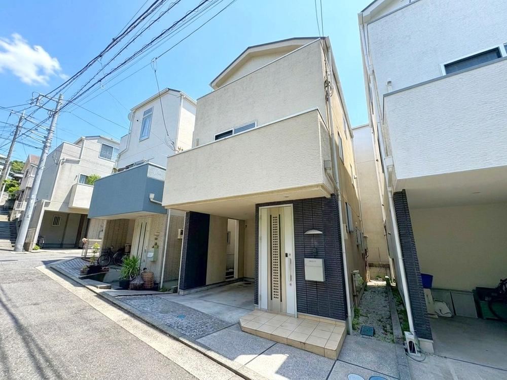 3LDK house in Naka Ward, Yokohama, Kanagawa - Photo 1