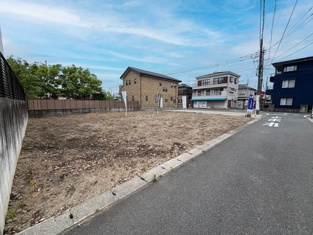 135 m² land in Yoshikawa, Saitama - Photo 1