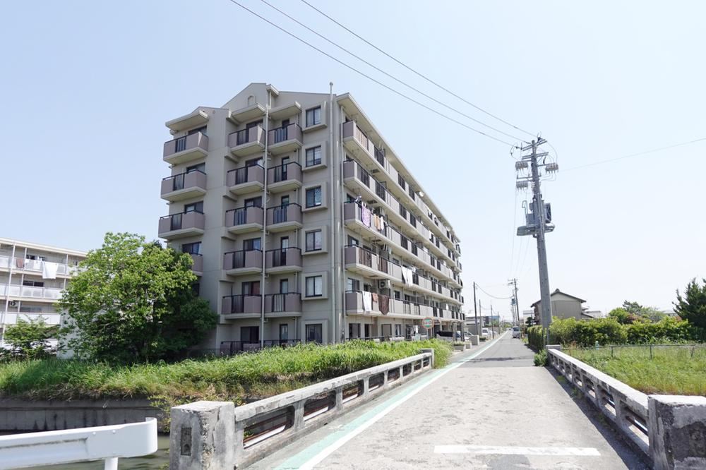 4LDK apartment in Inazawa, Aichi - Photo 1